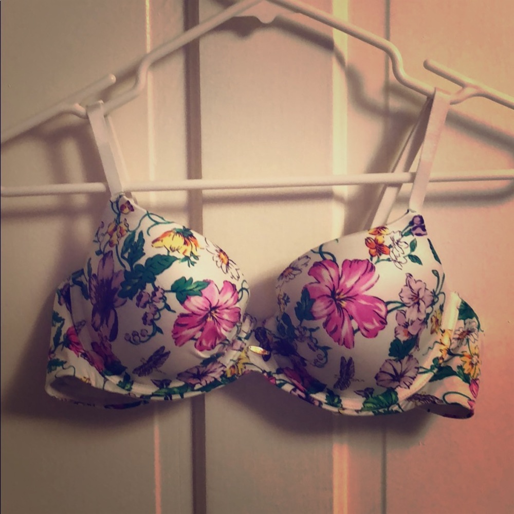 36B floral bra
